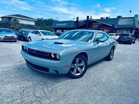 2020 Dodge Challenger SXT Coupe 2D
