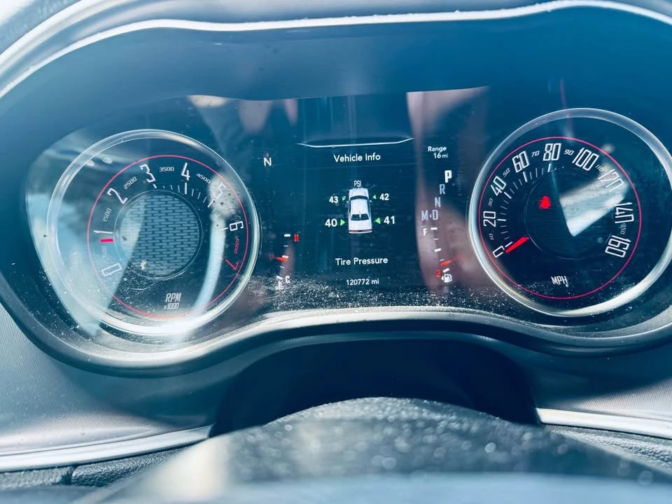 2020 Dodge Challenger 3rd Gen - Image 18 of 19
