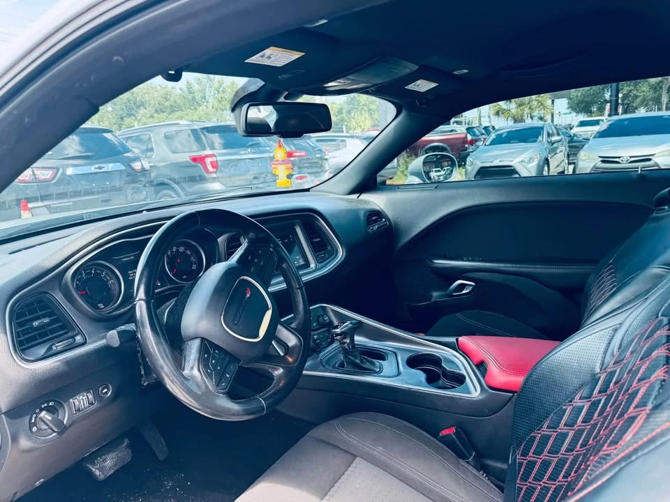 2020 Dodge Challenger 3rd Gen - Image 13 of 19