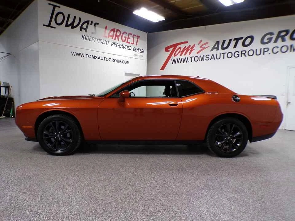 2020 Dodge Challenger 3rd Gen - Image 2 of 17