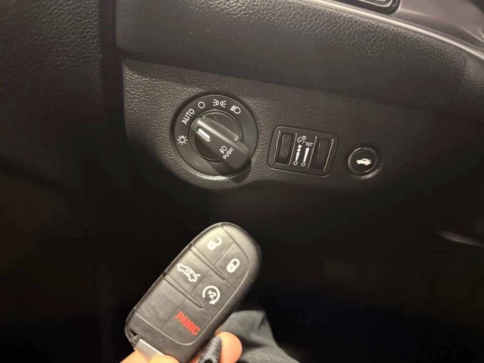 2020 Dodge Challenger 3rd Gen - Image 19 of 19