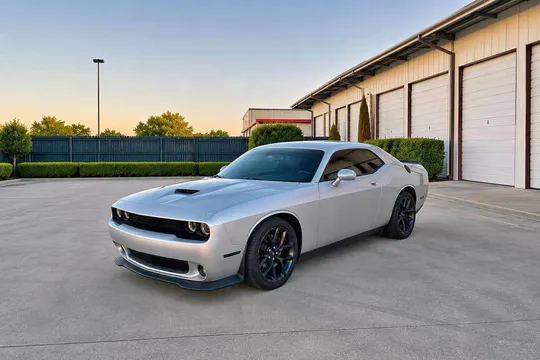 2020 Dodge Challenger SXT Coupe 2D
