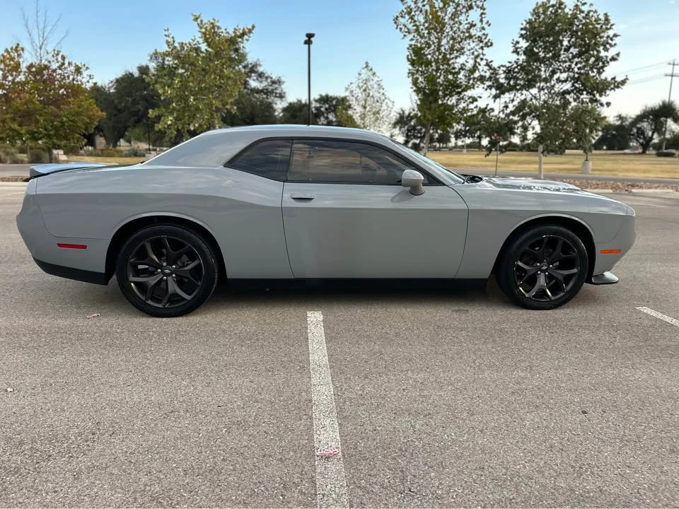 2020 Dodge Challenger 3rd Gen - Image 8 of 13