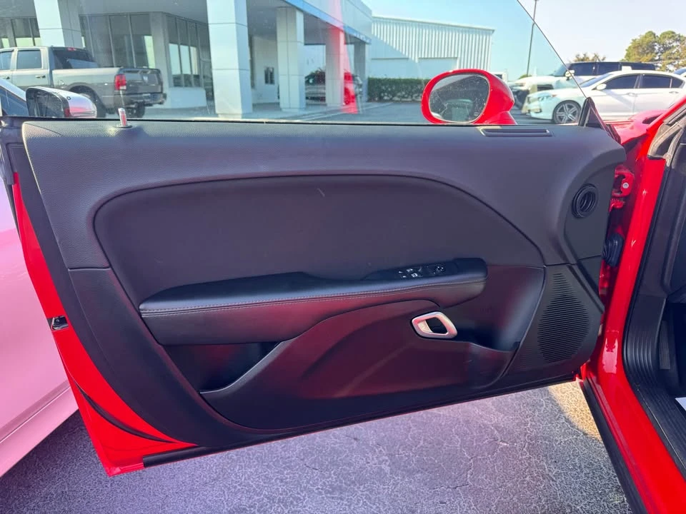 2020 Dodge Challenger 3rd Gen - Image 7 of 12
