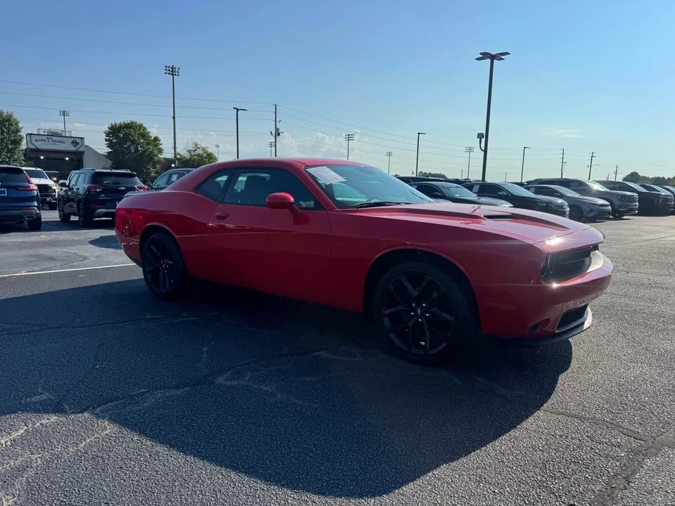 2020 Dodge Challenger 3rd Gen - Image 4 of 12