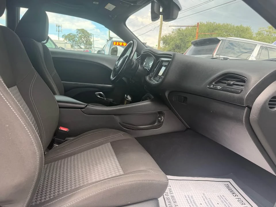 2020 Dodge Challenger 3rd Gen - Image 7 of 10