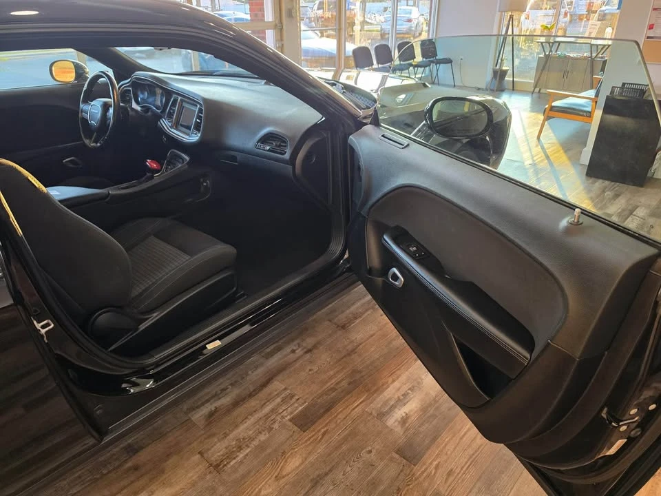 2020 Dodge Challenger 3rd Gen - Image 11 of 12