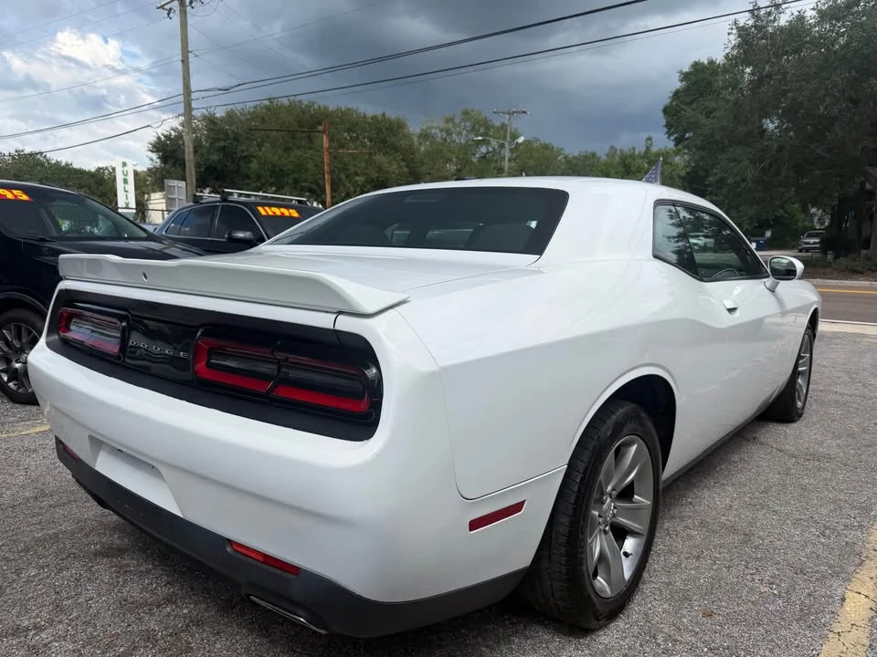 2020 Dodge Challenger 3rd Gen - Image 5 of 10