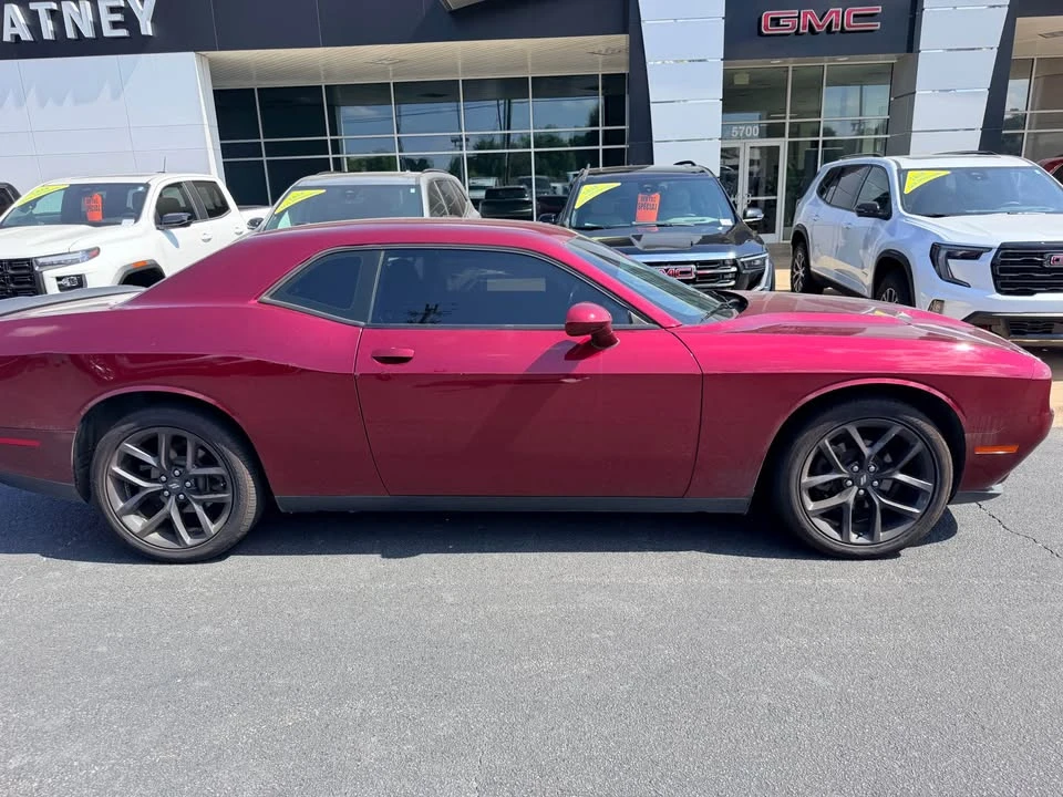2020 Dodge Challenger 3rd Gen - Image 2 of 9