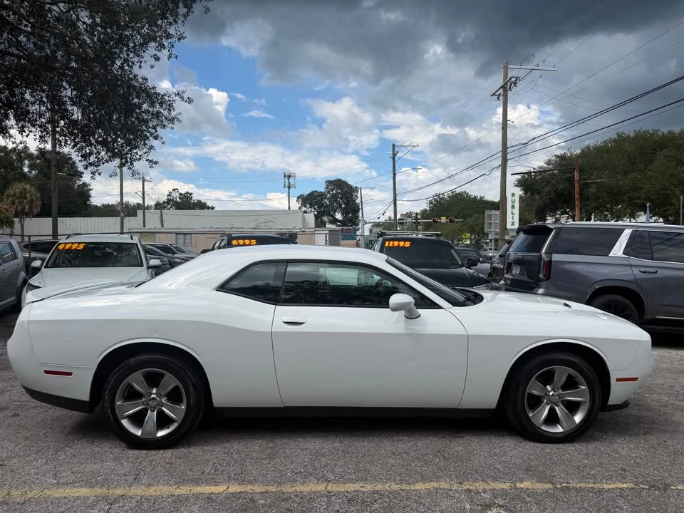 2020 Dodge Challenger 3rd Gen - Image 6 of 10