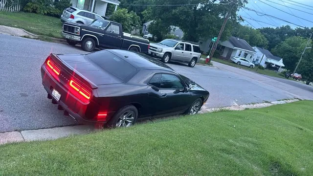 2020 Dodge Challenger SXT Coupe 2D