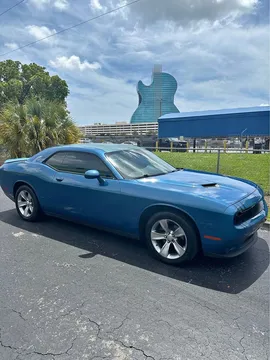 2020 Dodge Challenger SXT Coupe 2D