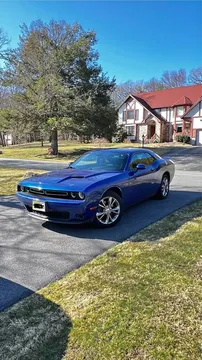 2020 Dodge Challenger SXT Coupe 2D