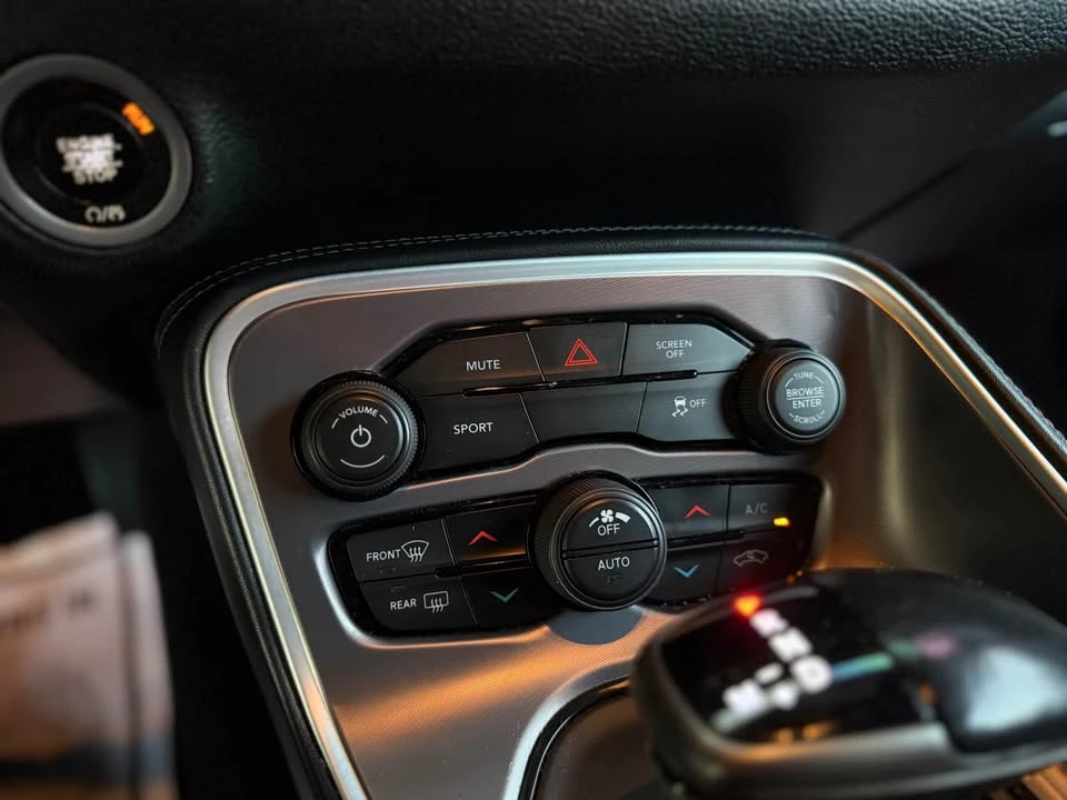 2020 Dodge Challenger 3rd Gen - Image 13 of 14