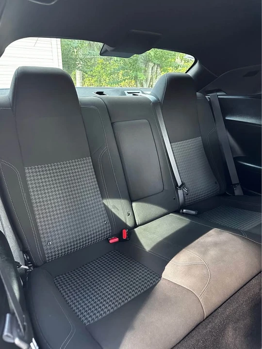 2020 Dodge Challenger 3rd Gen - Image 15 of 16