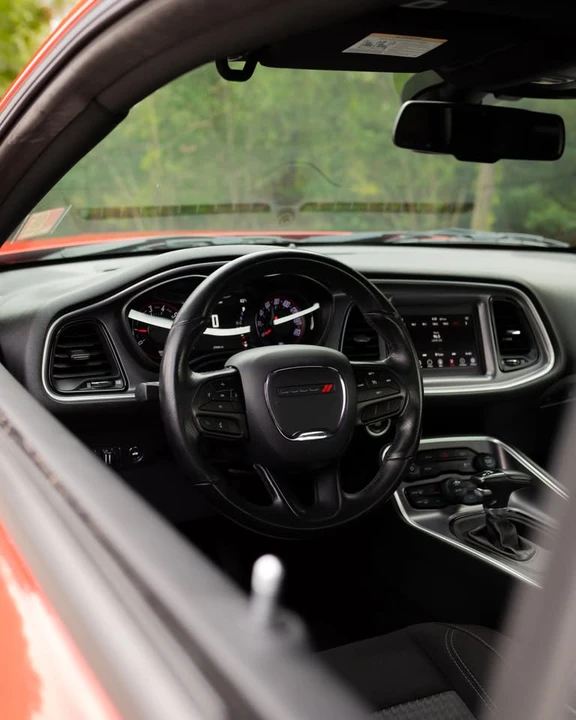 2020 Dodge Challenger 3rd Gen - Image 10 of 18