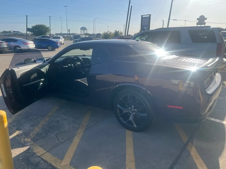 2020 Dodge Challenger 3rd Gen - Image 10 of 20