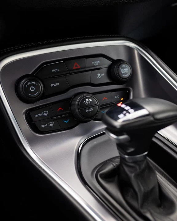 2020 Dodge Challenger 3rd Gen - Image 4 of 18
