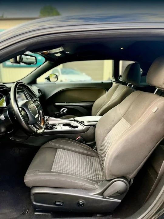 2020 Dodge Challenger 3rd Gen - Image 10 of 16