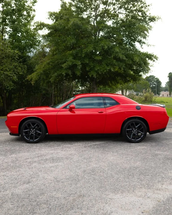 2020 Dodge Challenger 3rd Gen - Image 9 of 18