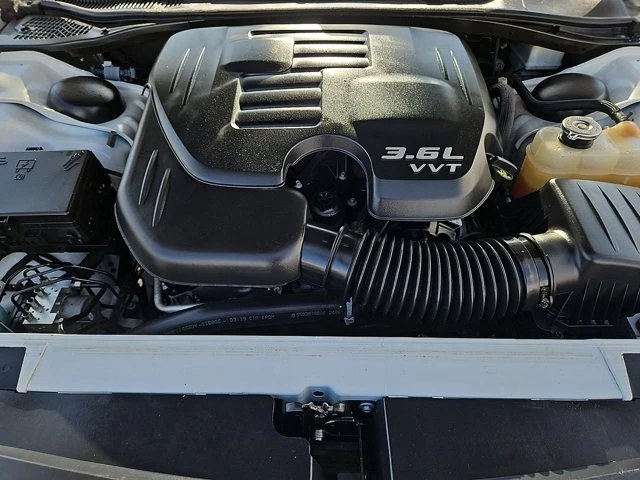2020 Dodge Challenger 3rd Gen - Image 9 of 20