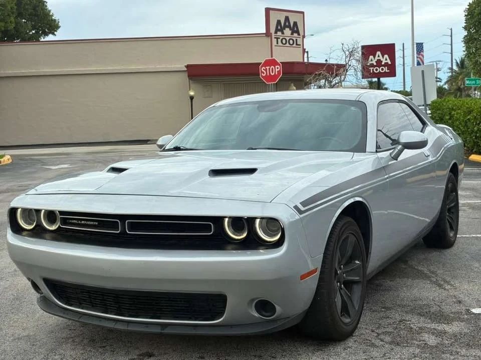 2020 Dodge Challenger 3rd Gen - Image 9 of 13