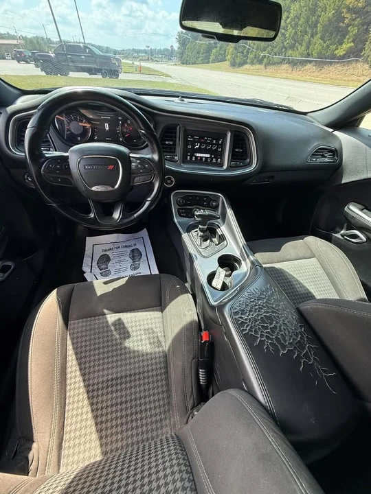 2020 Dodge Challenger 3rd Gen - Image 11 of 16