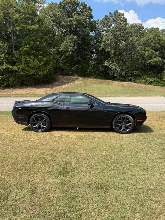2020 Dodge Challenger 3rd Gen - Image 9 of 16