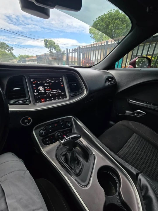 2020 Dodge Challenger 3rd Gen - Image 6 of 10