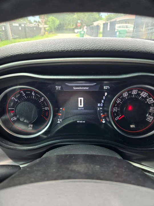 2020 Dodge Challenger 3rd Gen - Image 5 of 10