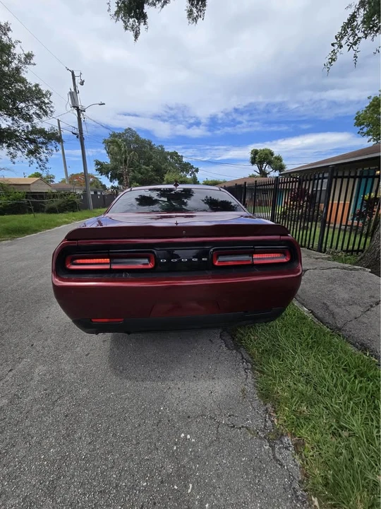 2020 Dodge Challenger 3rd Gen - Image 9 of 10