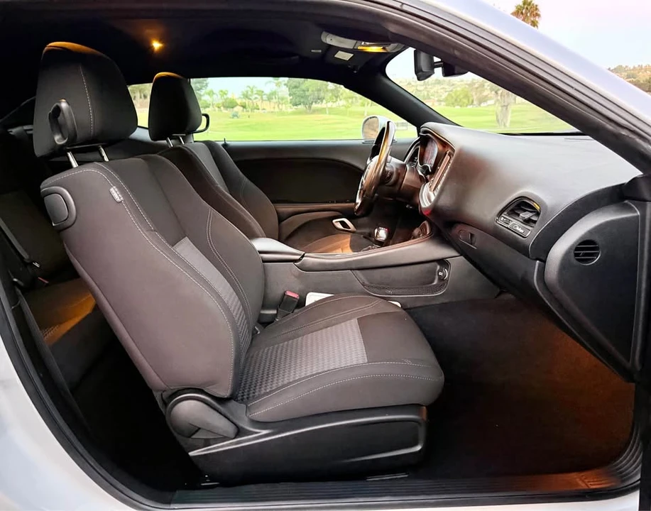 2020 Dodge Challenger 3rd Gen - Image 10 of 20