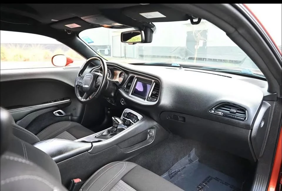 2020 Dodge Challenger 3rd Gen - Image 6 of 10