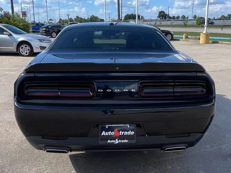 2020 Dodge Challenger 3rd Gen - Image 8 of 17