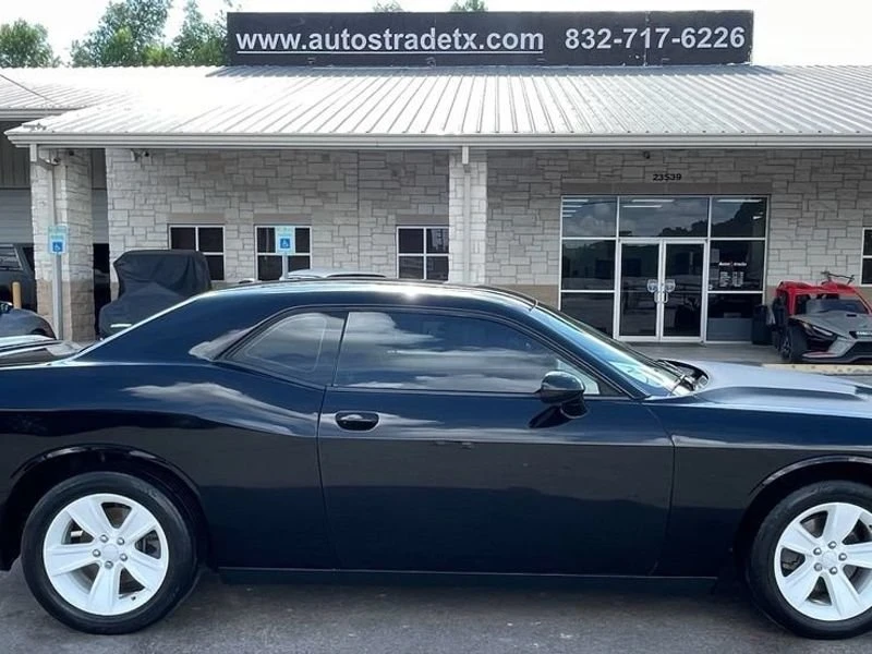 2020 Dodge Challenger 3rd Gen - Image 6 of 17