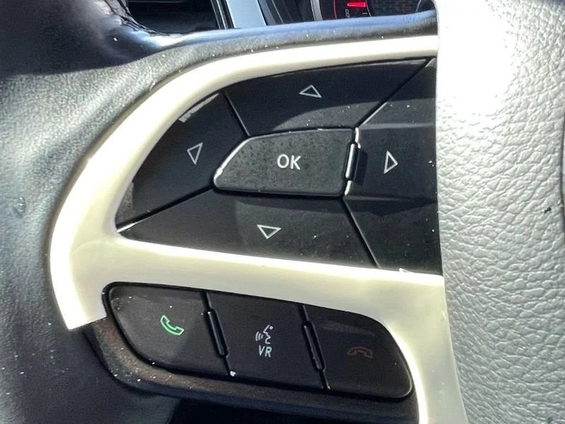 2020 Dodge Challenger 3rd Gen - Image 16 of 17
