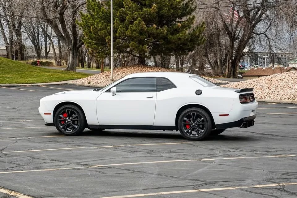 2020 Dodge Challenger 3rd Gen - Image 6 of 13