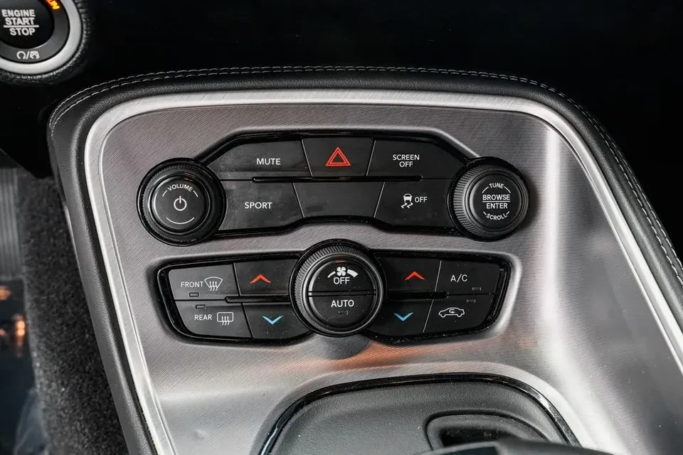 2020 Dodge Challenger 3rd Gen - Image 11 of 13
