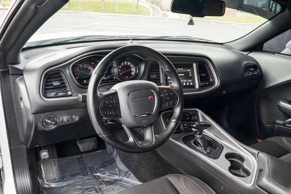 2020 Dodge Challenger 3rd Gen - Image 9 of 13