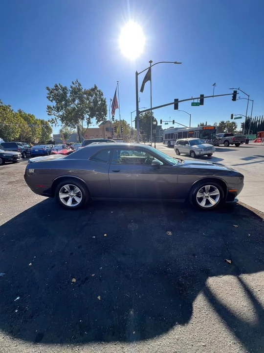 2020 Dodge Challenger 3rd Gen - Image 3 of 15