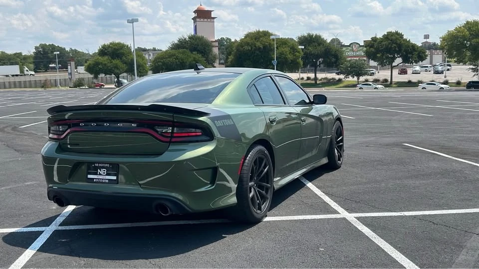 2020 Dodge Charger 8th Gen - Image 5 of 10
