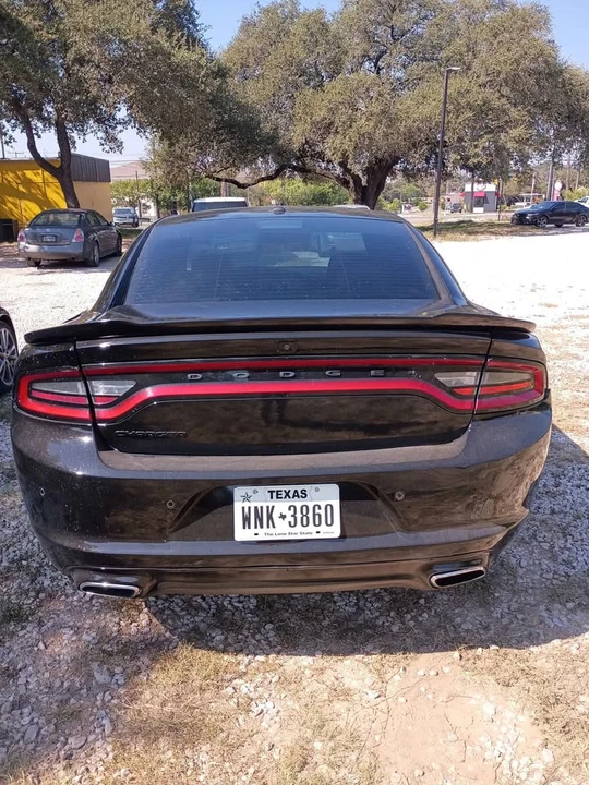 2020 Dodge Charger 7th Gen - Image 2 of 5