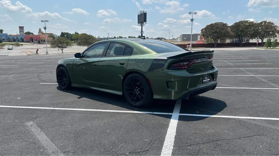 2020 Dodge Charger 8th Gen - Image 3 of 10