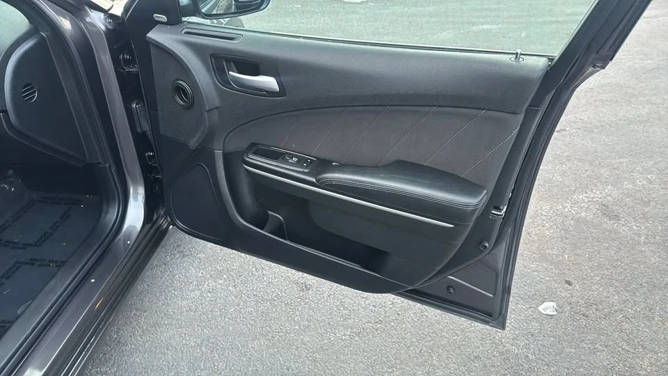 2020 Dodge Charger 7th Gen - Image 18 of 20