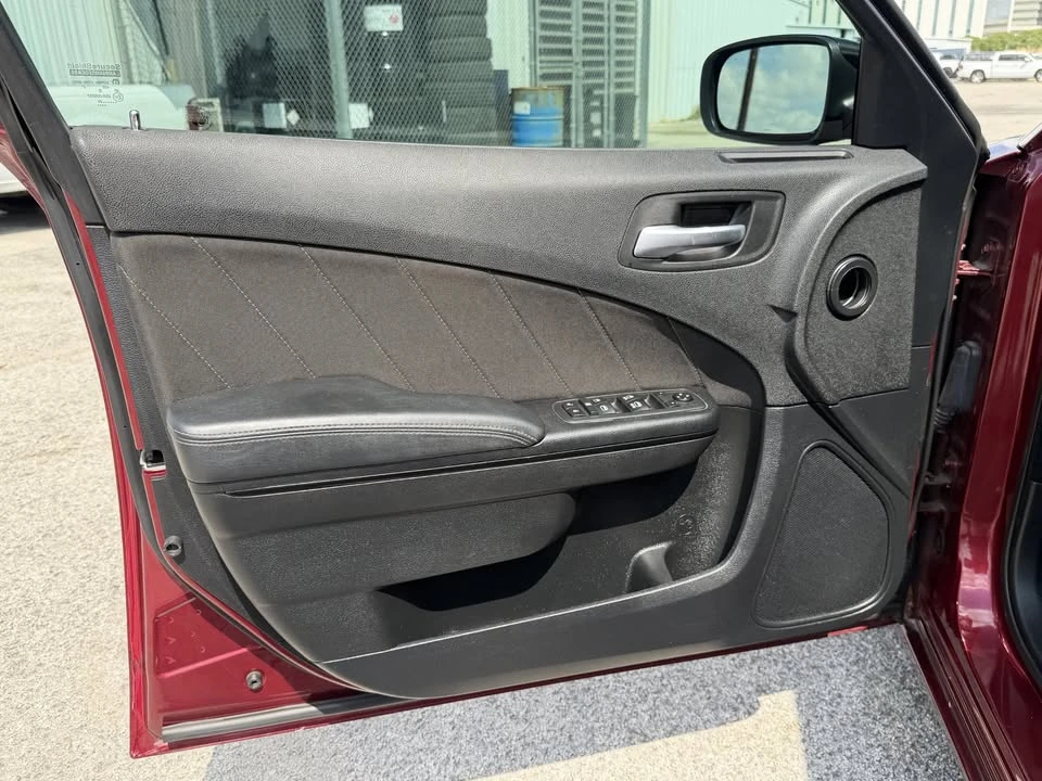 2020 Dodge Charger 7th Gen - Image 11 of 19