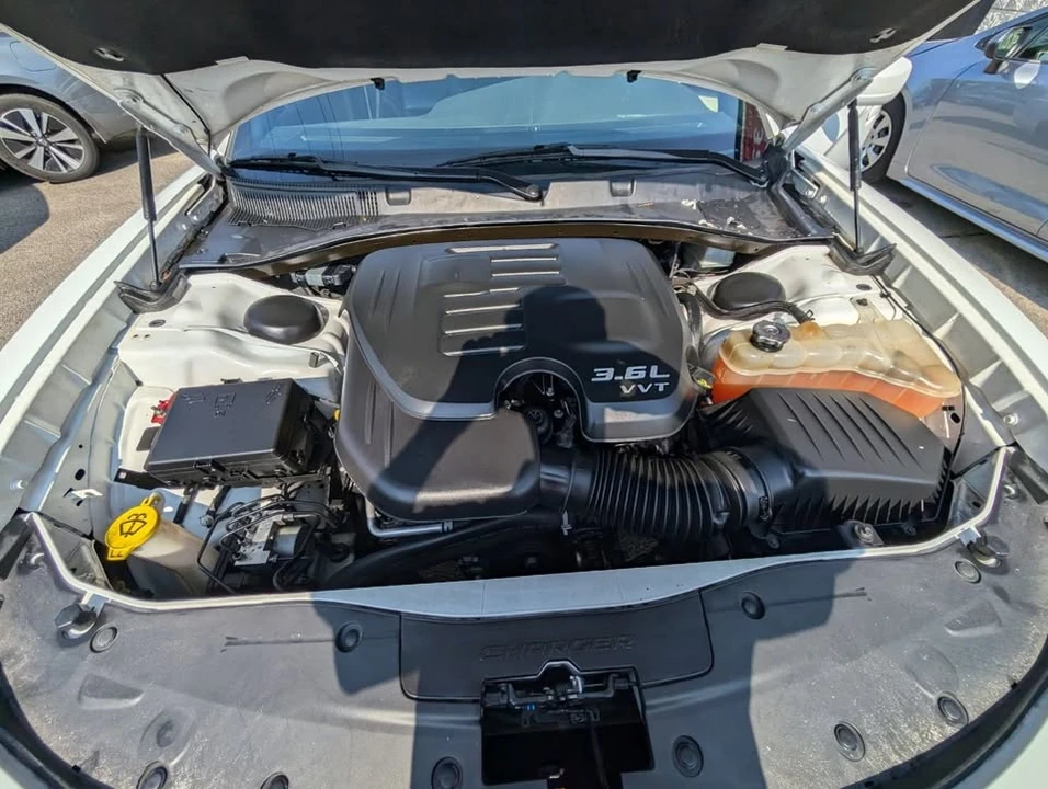 2020 Dodge Charger 7th Gen - Image 6 of 16