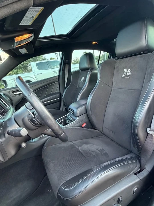 2020 Dodge Charger 7th Gen - Image 9 of 17