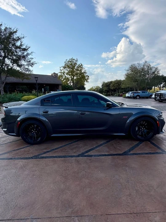 2020 Dodge Charger 7th Gen - Image 2 of 17