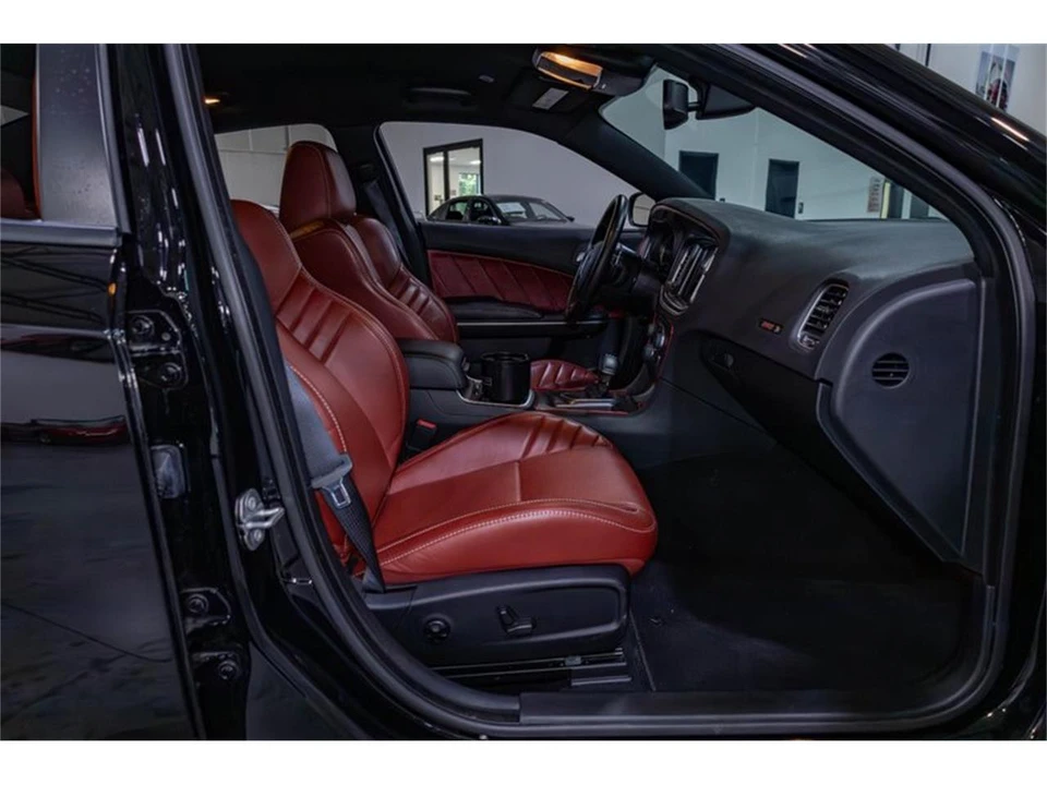 2020 Dodge Charger 7th Gen - Image 30 of 31