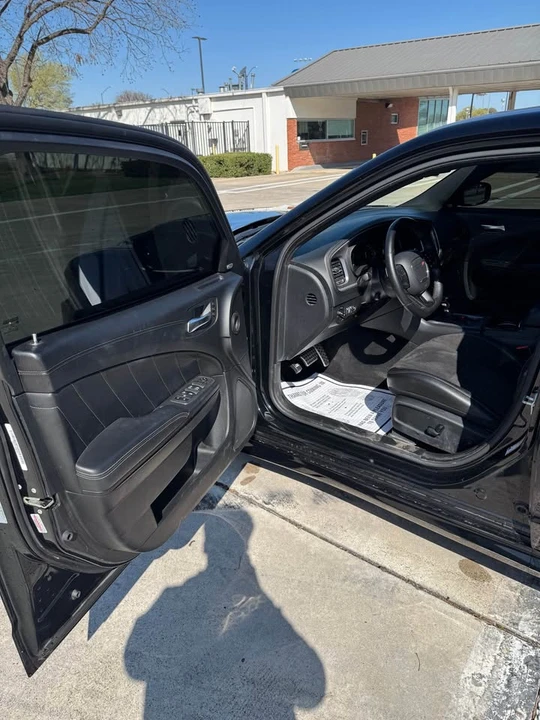 2020 Dodge Charger - Image 8 of 19
